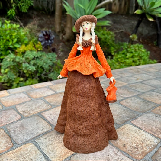 Handcrafted Columbian Corn Husk Fashion Doll-Monica