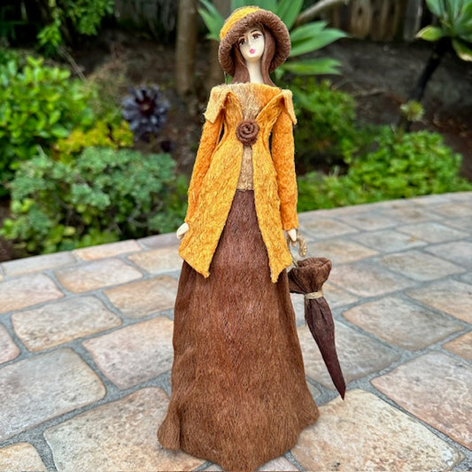 Handcrafted Columbian Corn Husk Fashion Doll-Sofia