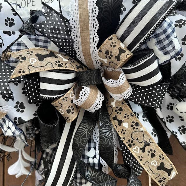 Dog Bone Wreath-Welcome!