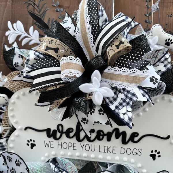 Dog Bone Wreath-Welcome!
