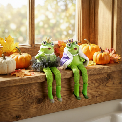 King and Queen Frog Shelfsitter, each sold separately