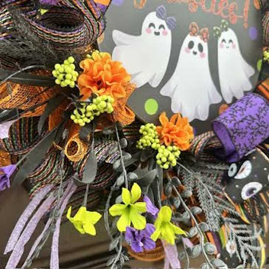 "Hey Ghosties!" Halloween Wreath-Handmade