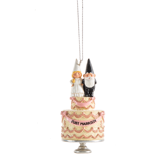 Just Married! Couple on Wedding Cake Ornament