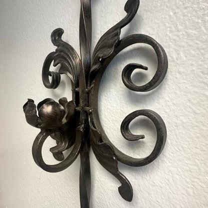 Iron Leaf Scroll-Wall Candle Sconce