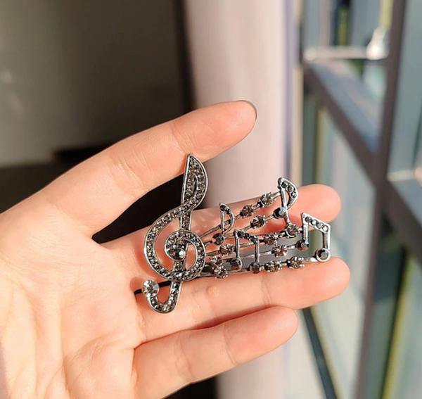Rhinestone Music Note Brooch Pin