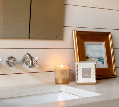 Votivo Joie De Noel 10 oz Holiday Candle